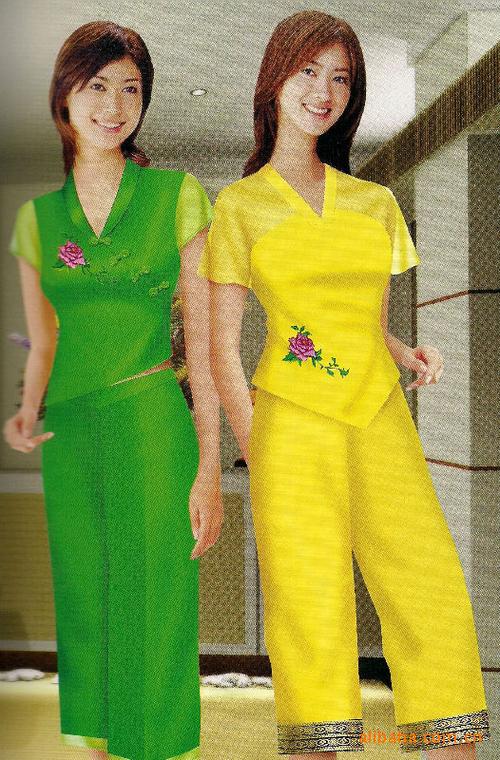 羽贞吉服饰,是一家以设计,制作,销售为一体的专业化服装公司